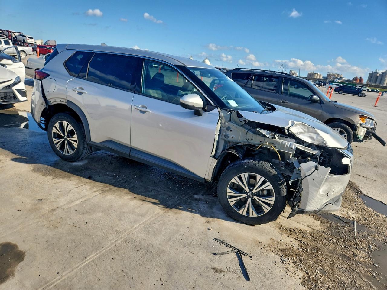 2021 NISSAN ROGUE SV photo 10