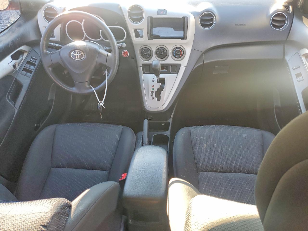 2010 TOYOTA COROLLA MATRIX photo 8