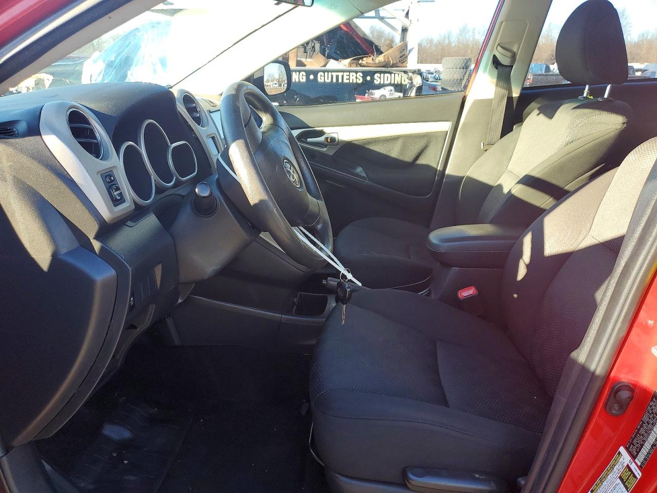 2010 TOYOTA COROLLA MATRIX photo 7