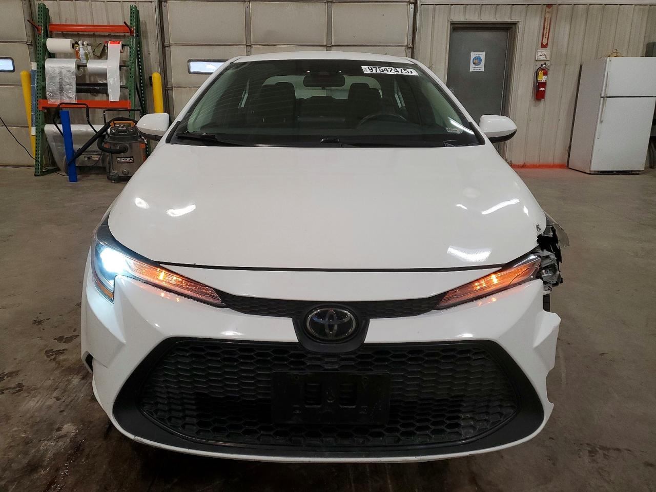 2022 TOYOTA COROLLA LE photo 5