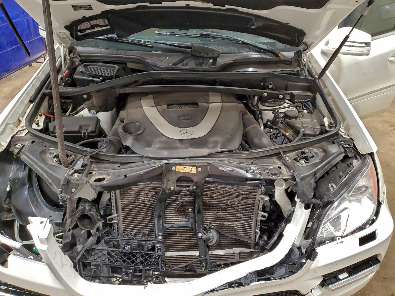 2012 MERCEDES-BENZ GL 450 4MATIC photo 12