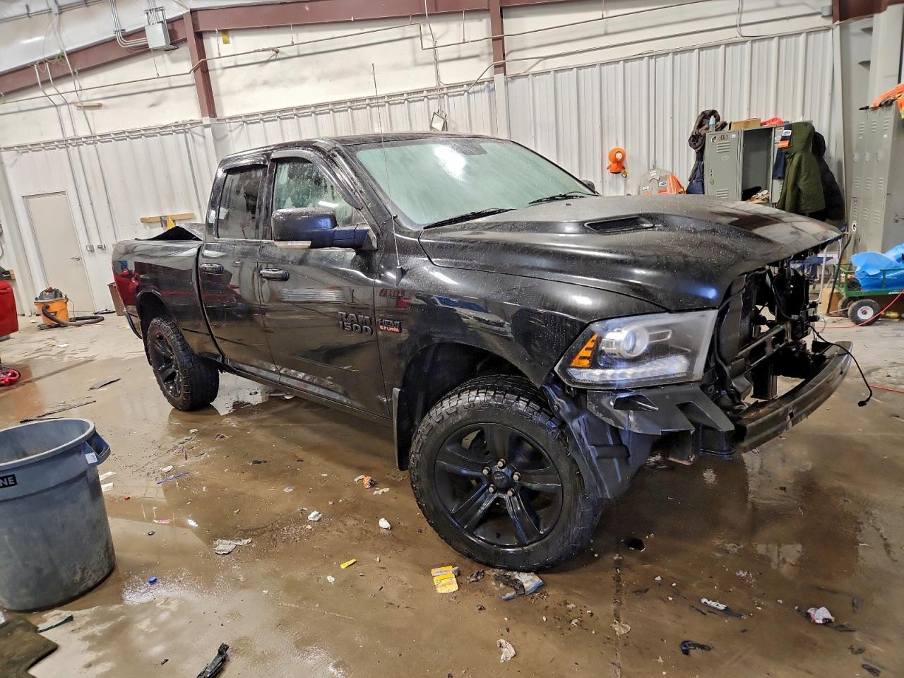 2015 RAM 1500 SPORT photo 10