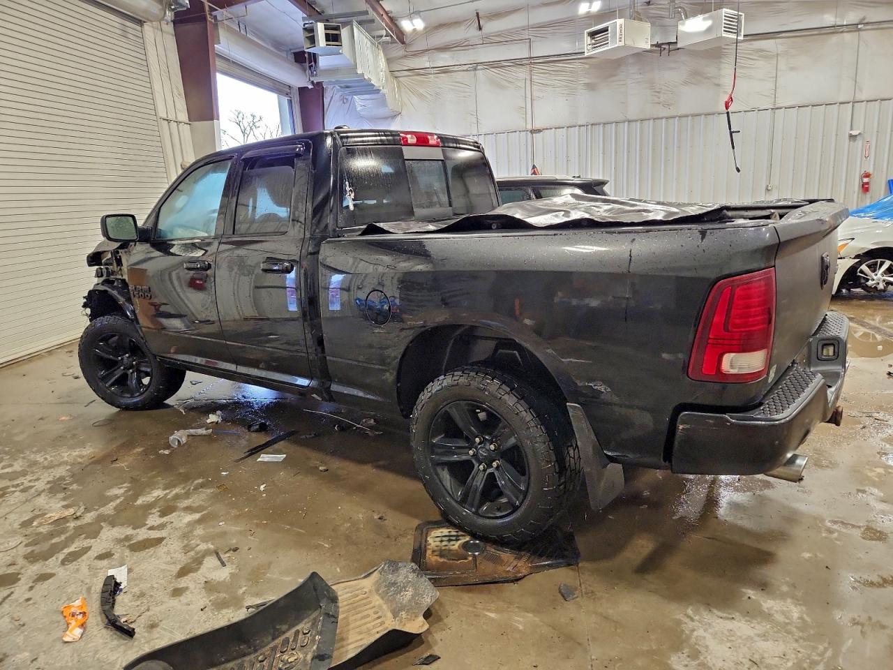 2015 RAM 1500 SPORT photo 4