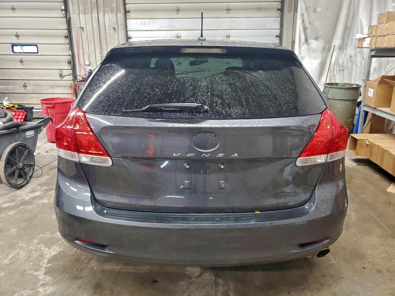 2009 TOYOTA VENZA photo 16