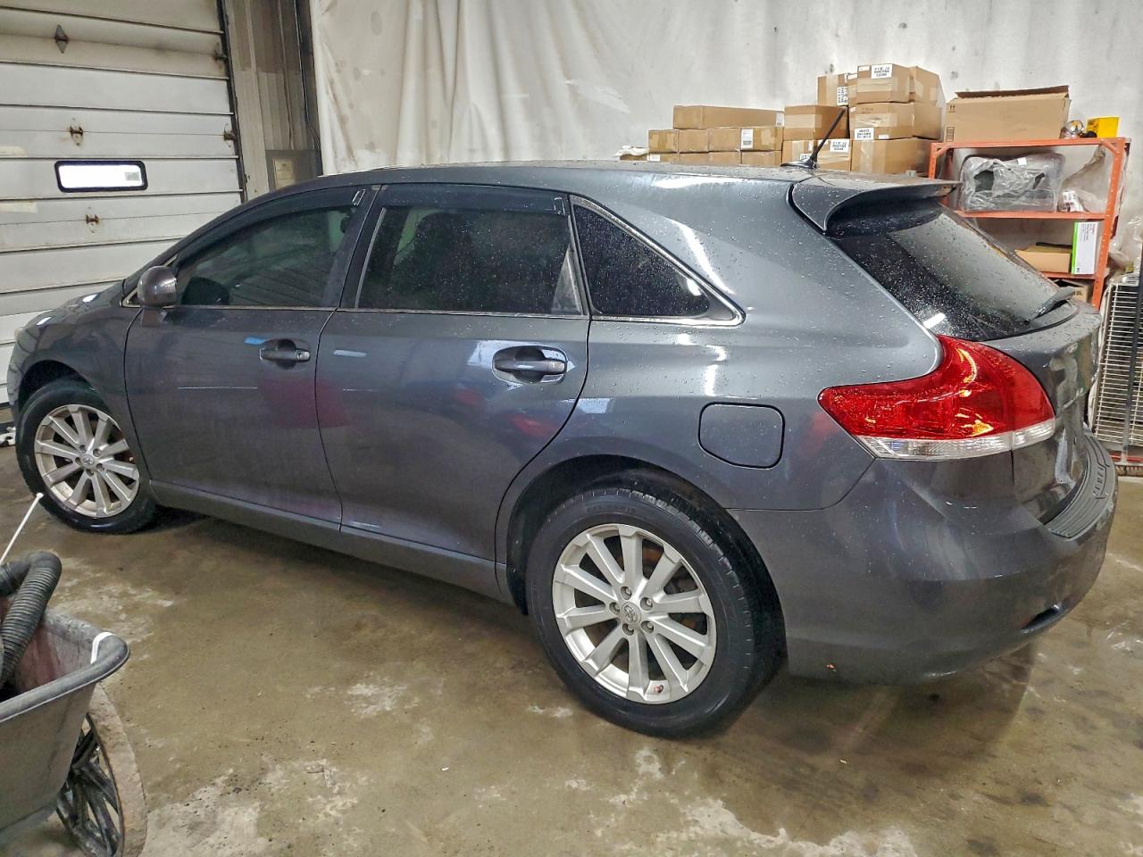 2009 TOYOTA VENZA photo 4