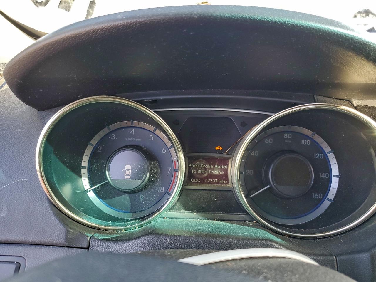 2012 HYUNDAI SONATA SE photo 9