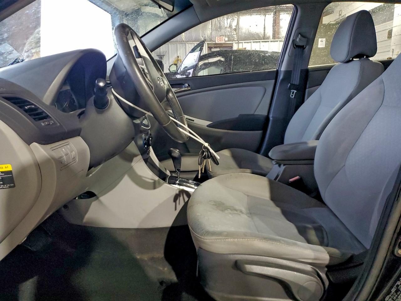 2012 HYUNDAI ACCENT GLS photo 7
