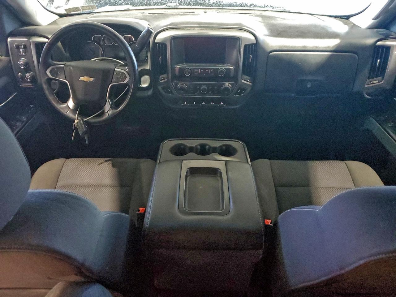 2018 CHEVROLET SILVERADO K1500 LT photo 8
