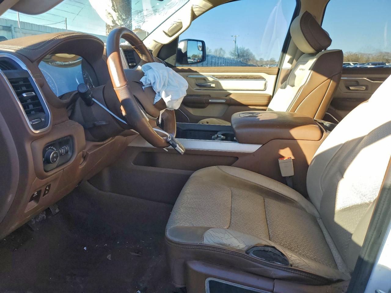 2019 RAM 1500 LARAMIE photo 7
