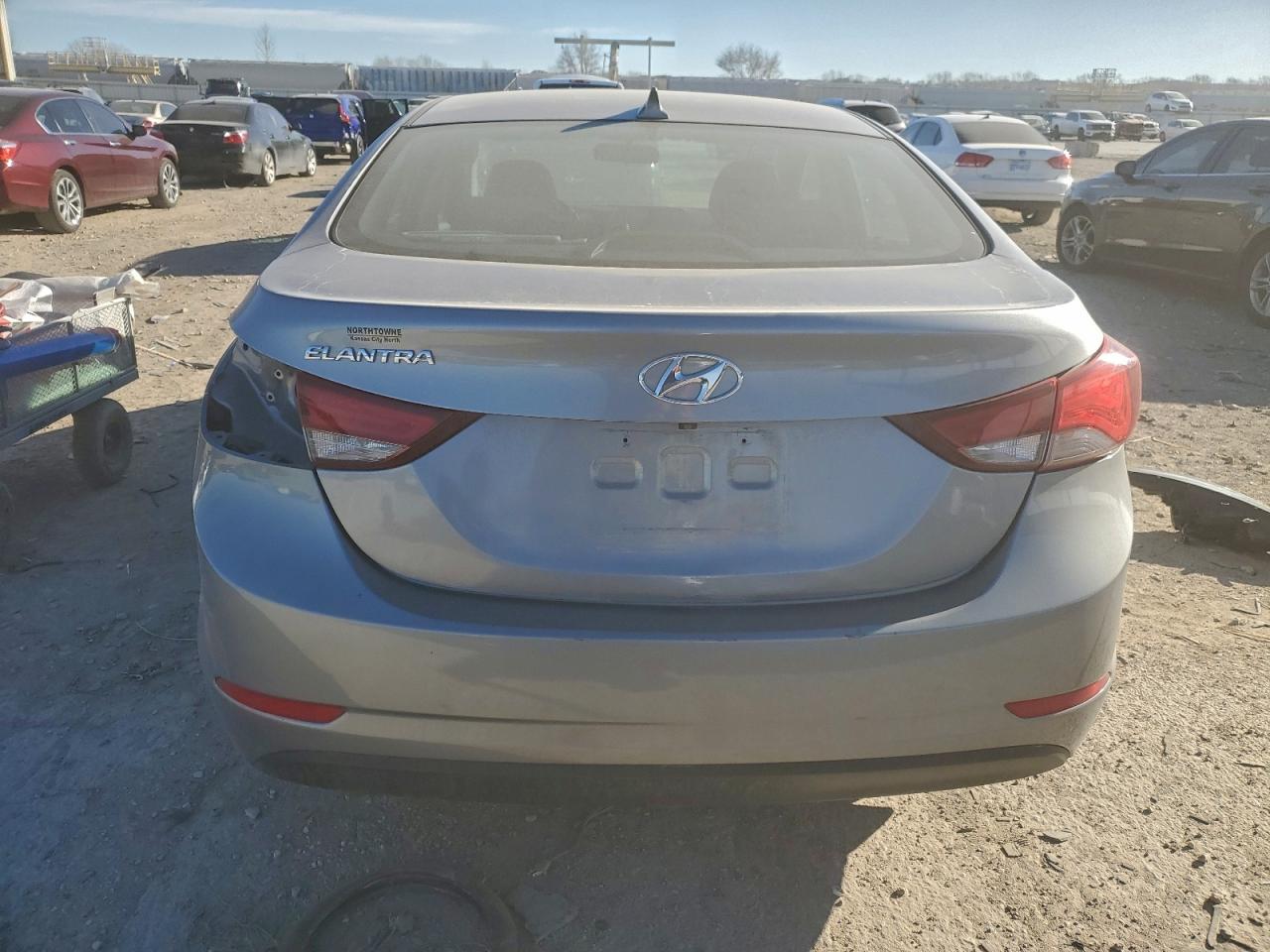 2014 HYUNDAI ELANTRA SE photo 6