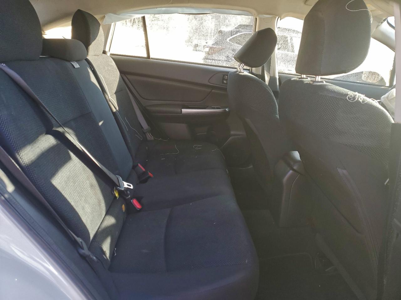 2015 SUBARU IMPREZA photo 10