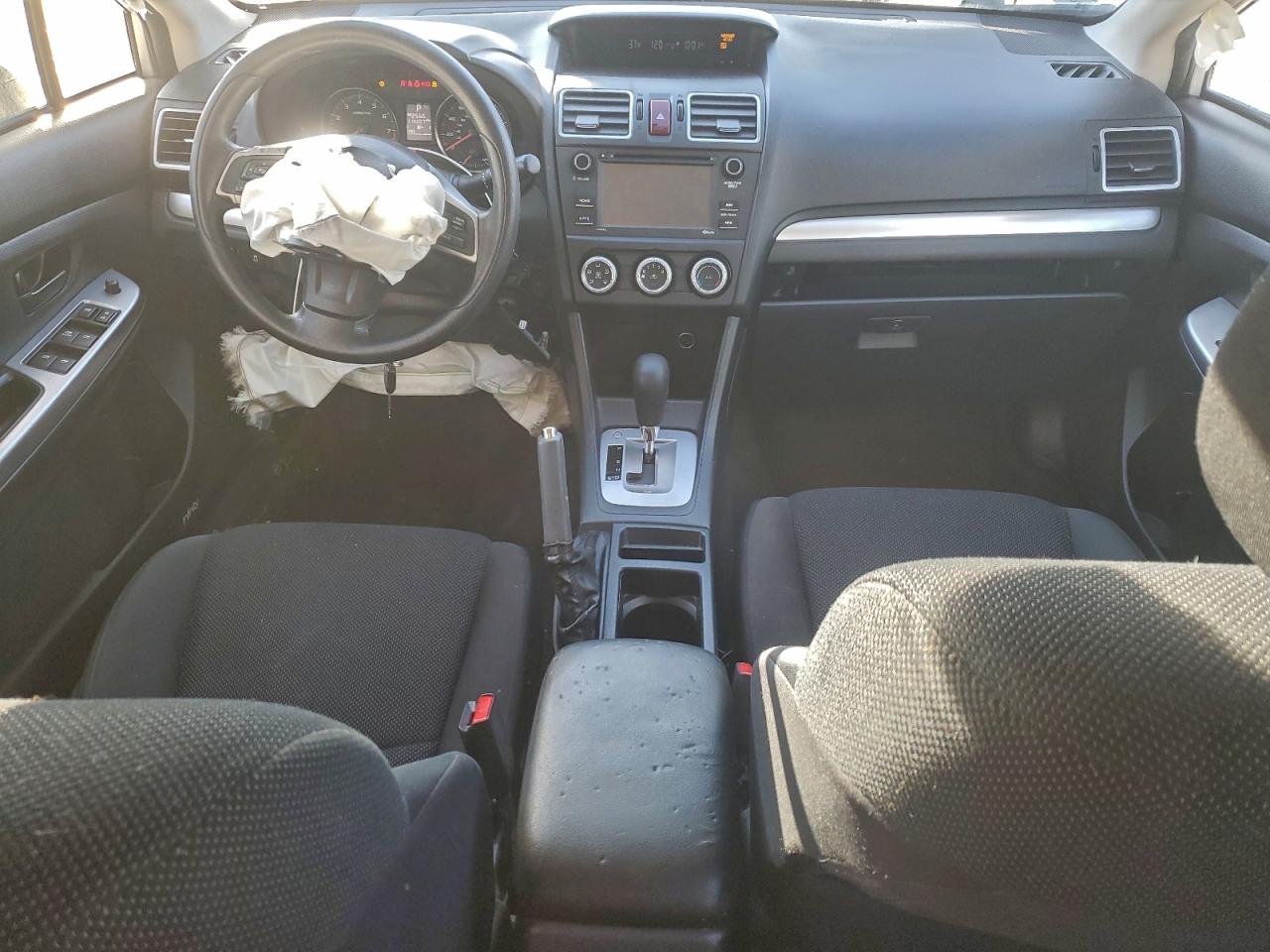 2015 SUBARU IMPREZA photo 8