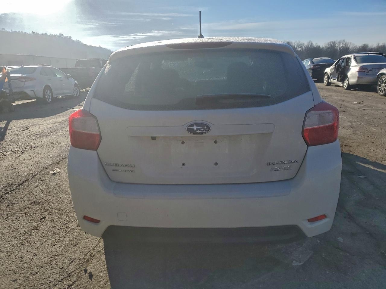 2015 SUBARU IMPREZA photo 6