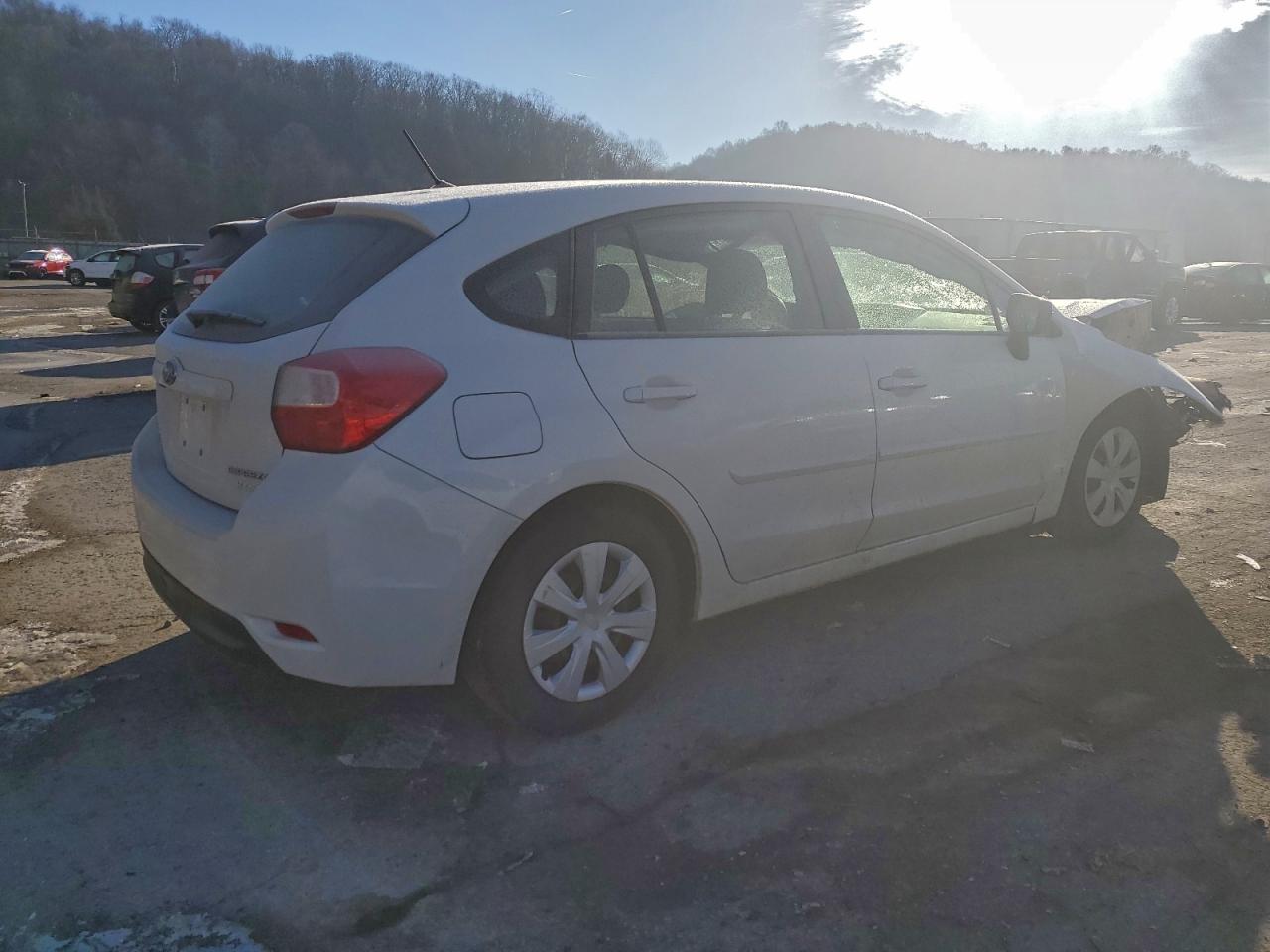 2015 SUBARU IMPREZA photo 3
