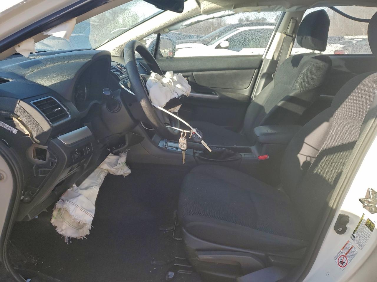 2015 SUBARU IMPREZA photo 7