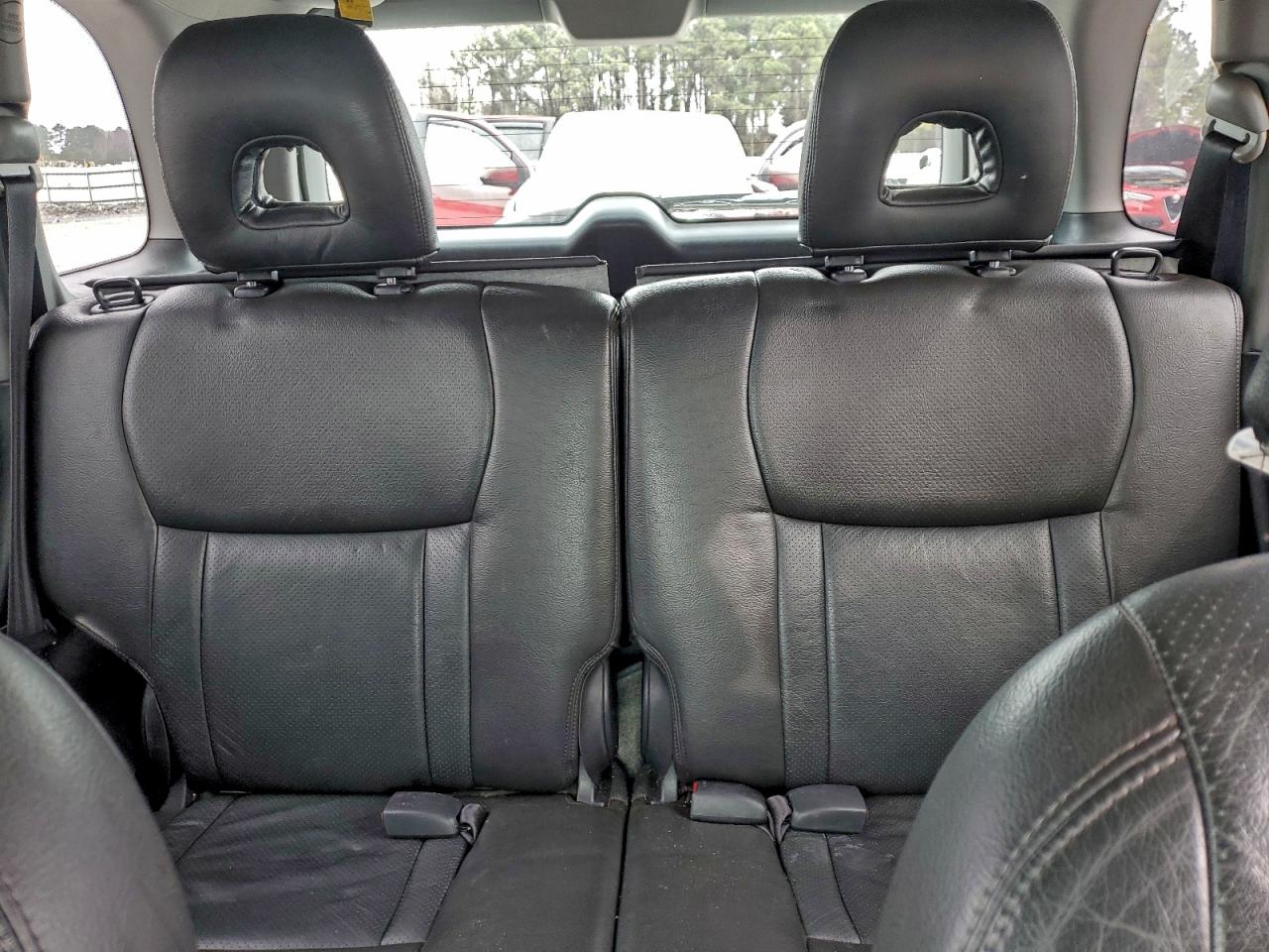 2004 TOYOTA RAV4 photo 10