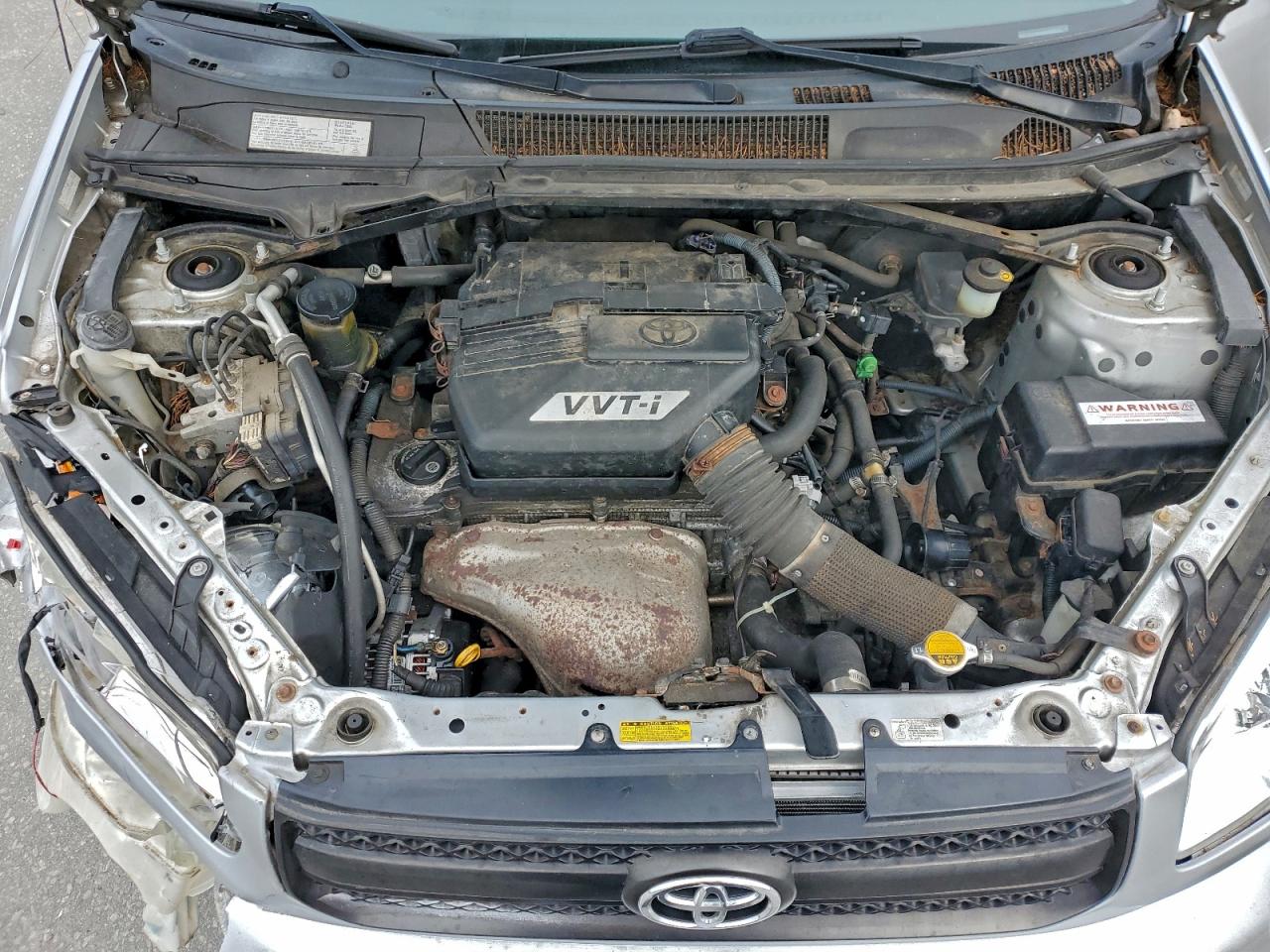 2004 TOYOTA RAV4 photo 12