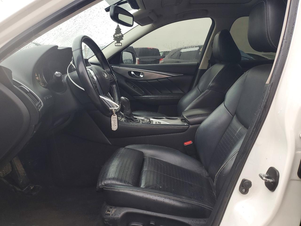 2018 INFINITI Q50 LUXE photo 13