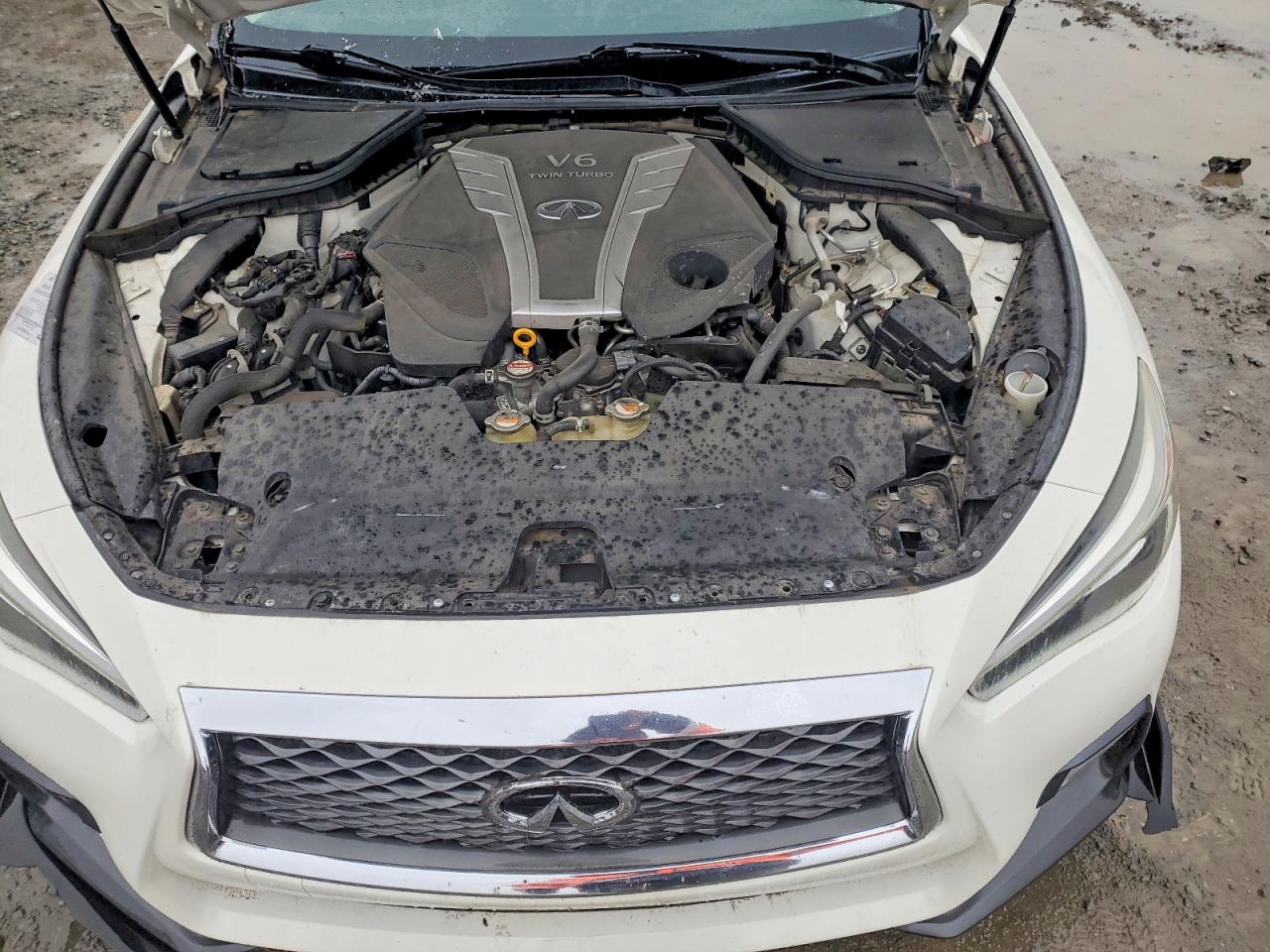 2018 INFINITI Q50 LUXE photo 21
