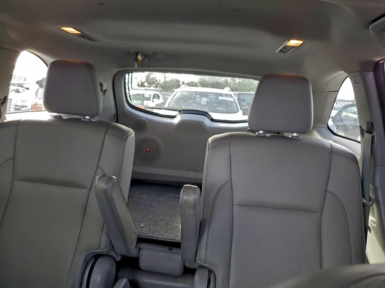 2016 TOYOTA HIGHLANDER LIMITED photo 19