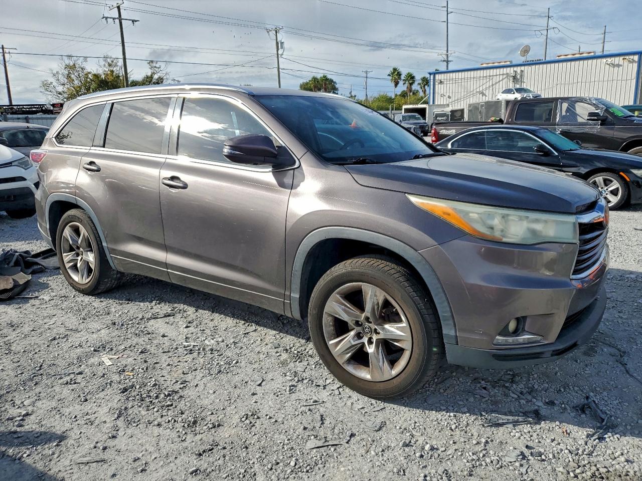 2016 TOYOTA HIGHLANDER LIMITED photo 7