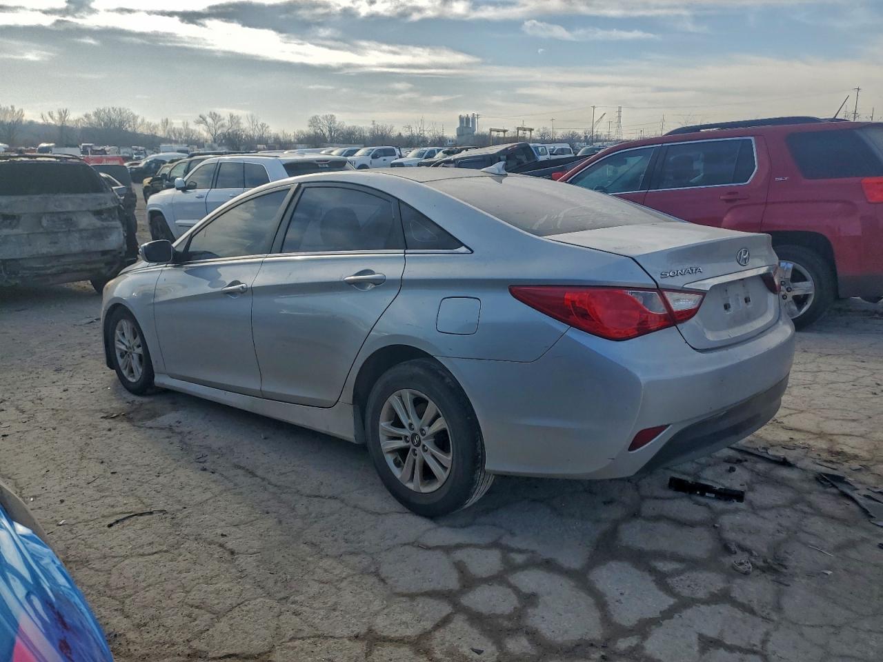 2014 HYUNDAI SONATA GLS photo 4