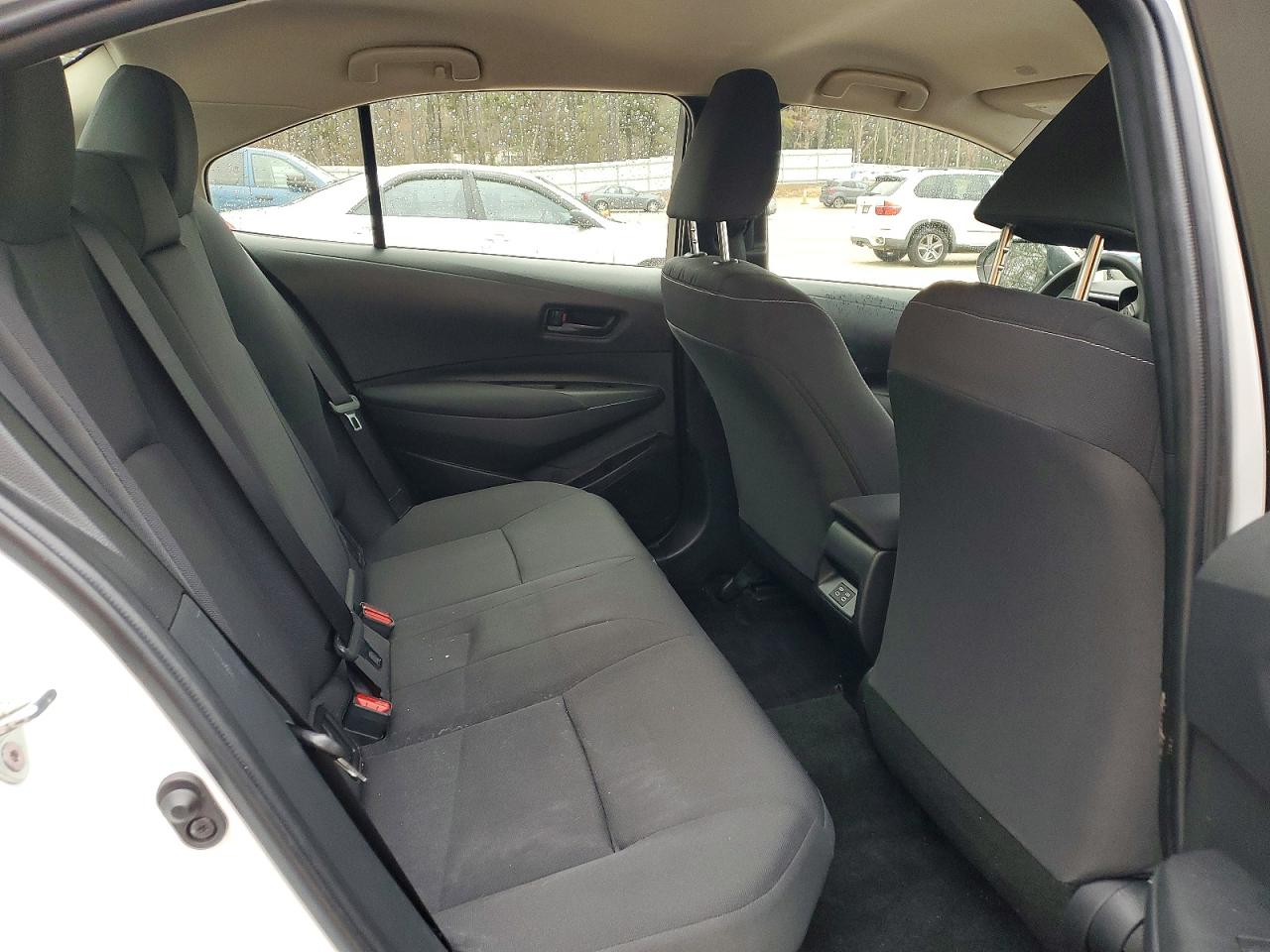 2024 TOYOTA COROLLA LE photo 37