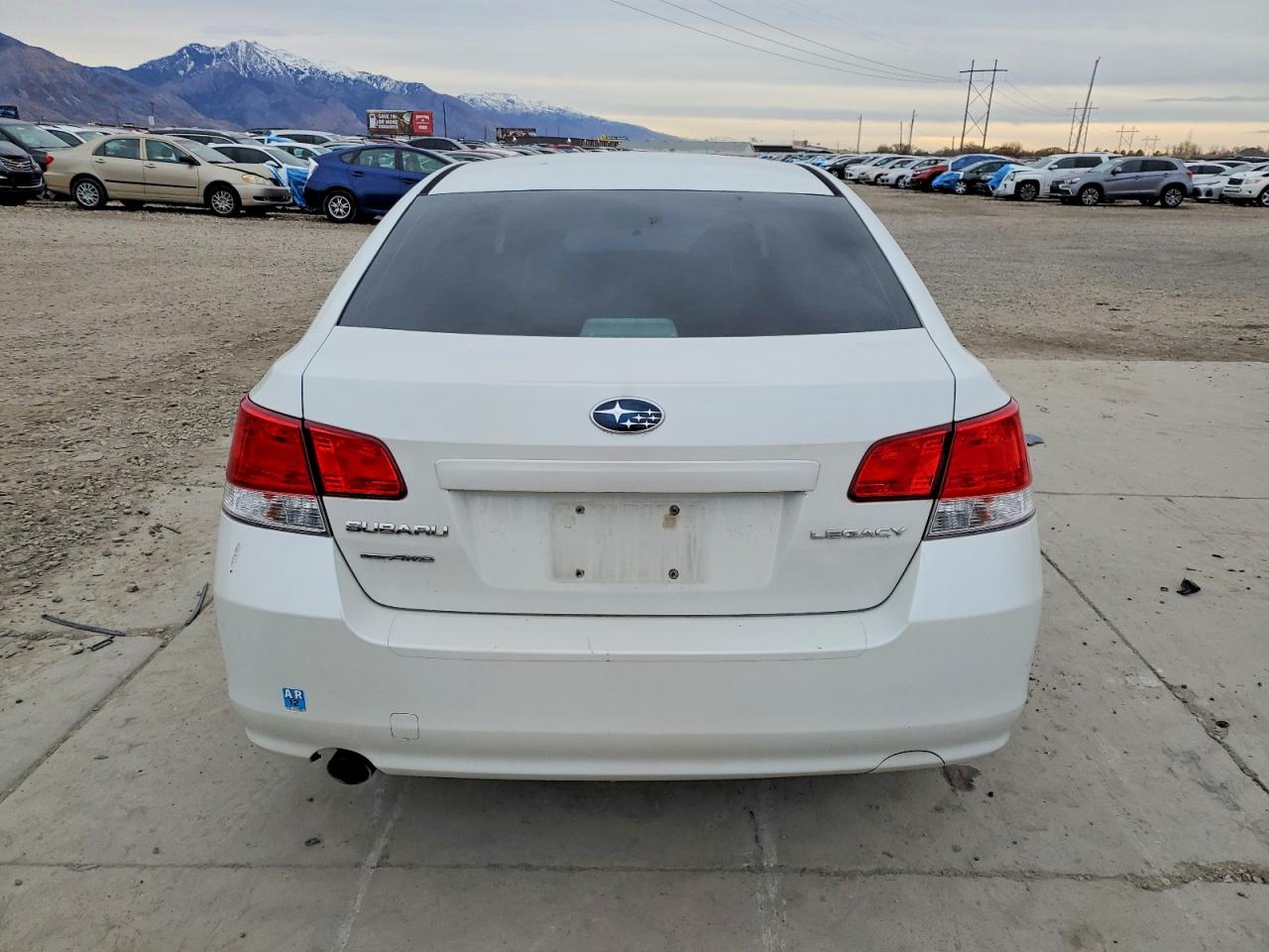 2013 SUBARU LEGACY 2.5I PREMIUM photo 6