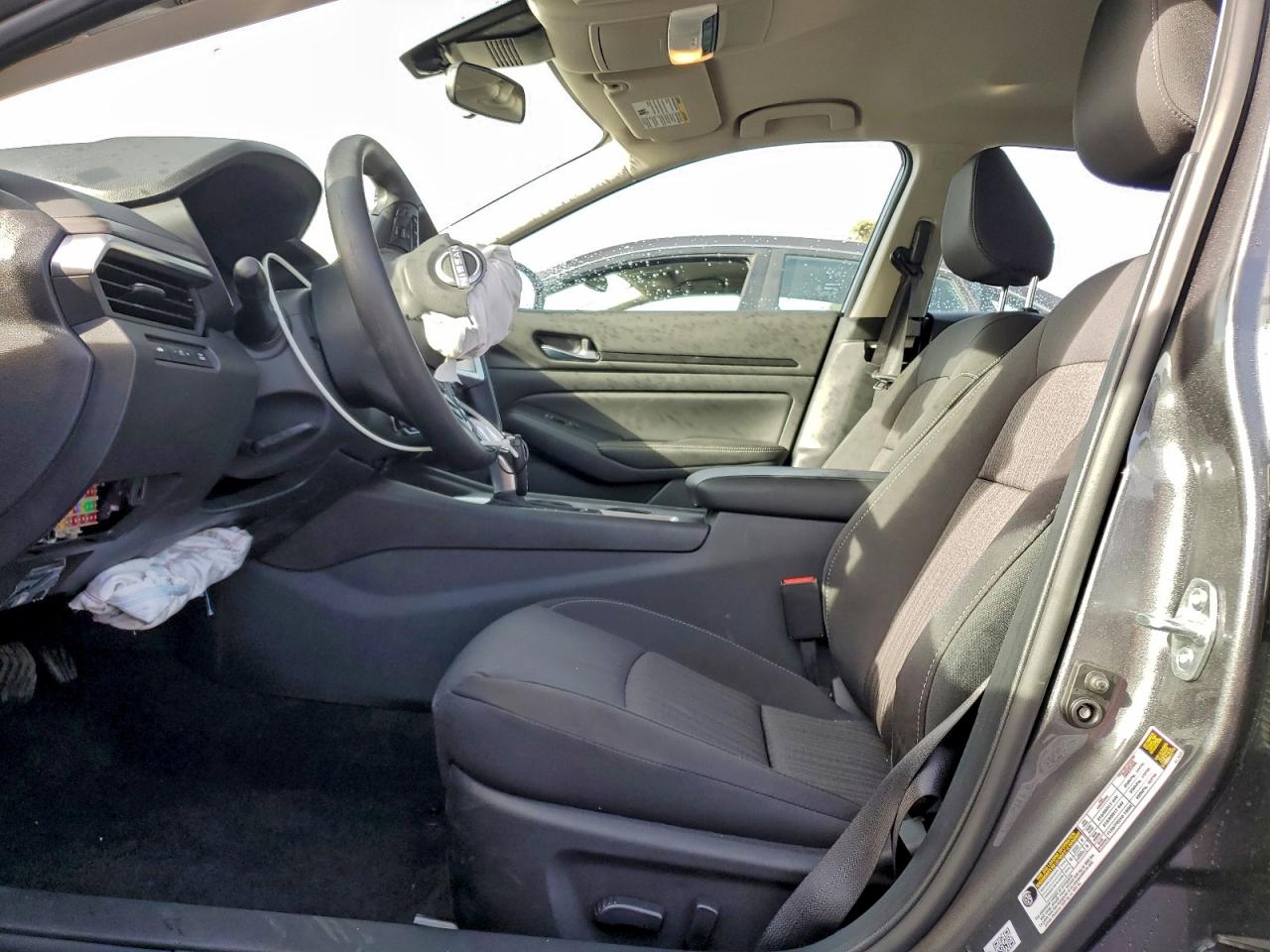 2025 NISSAN ALTIMA SV photo 7