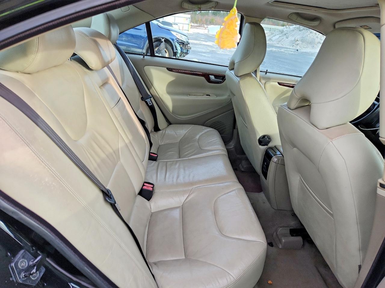 2005 VOLVO S60 2.5T photo 10