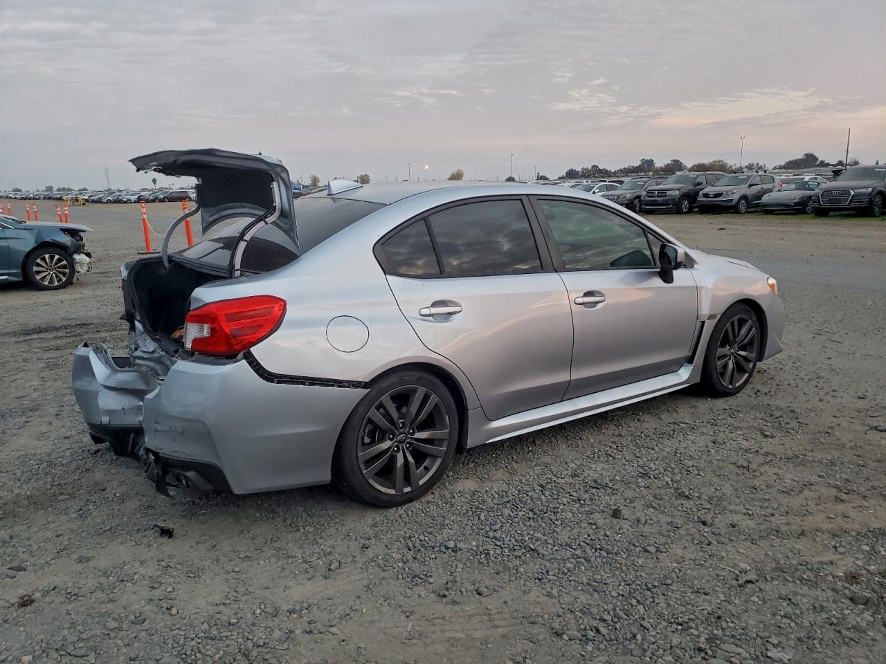 2016 SUBARU WRX PREMIUM photo 3
