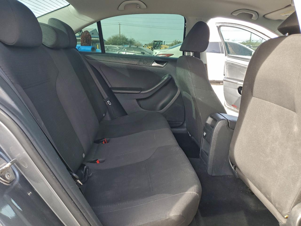 2015 VOLKSWAGEN JETTA BASE photo 10