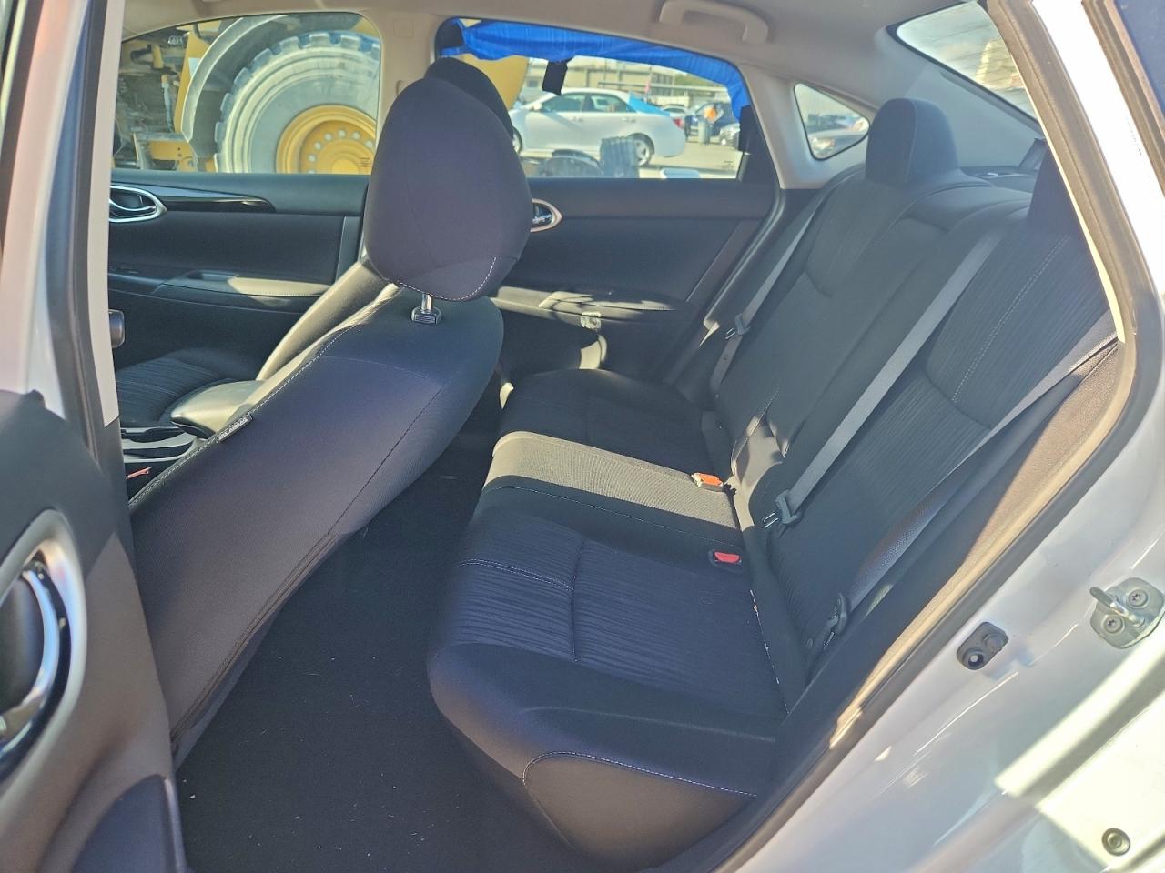 2018 NISSAN SENTRA S photo 10