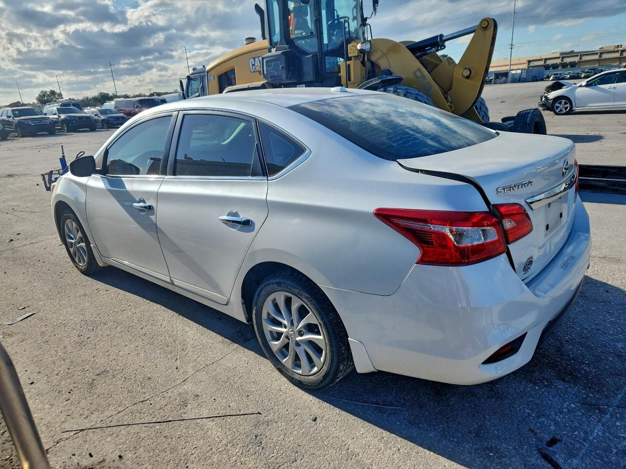 2018 NISSAN SENTRA S photo 2