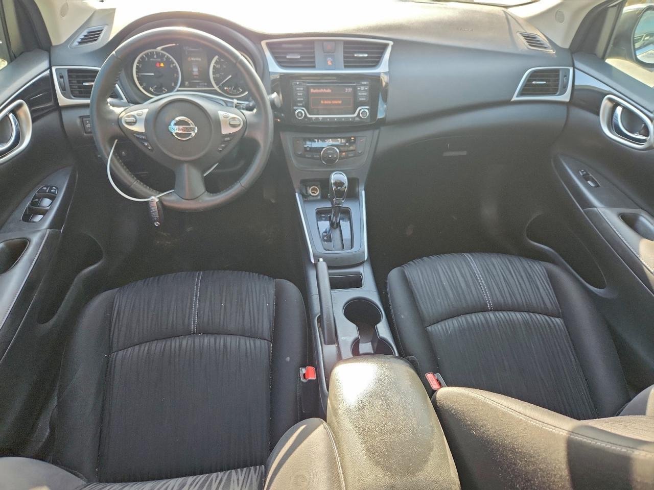 2018 NISSAN SENTRA S photo 8