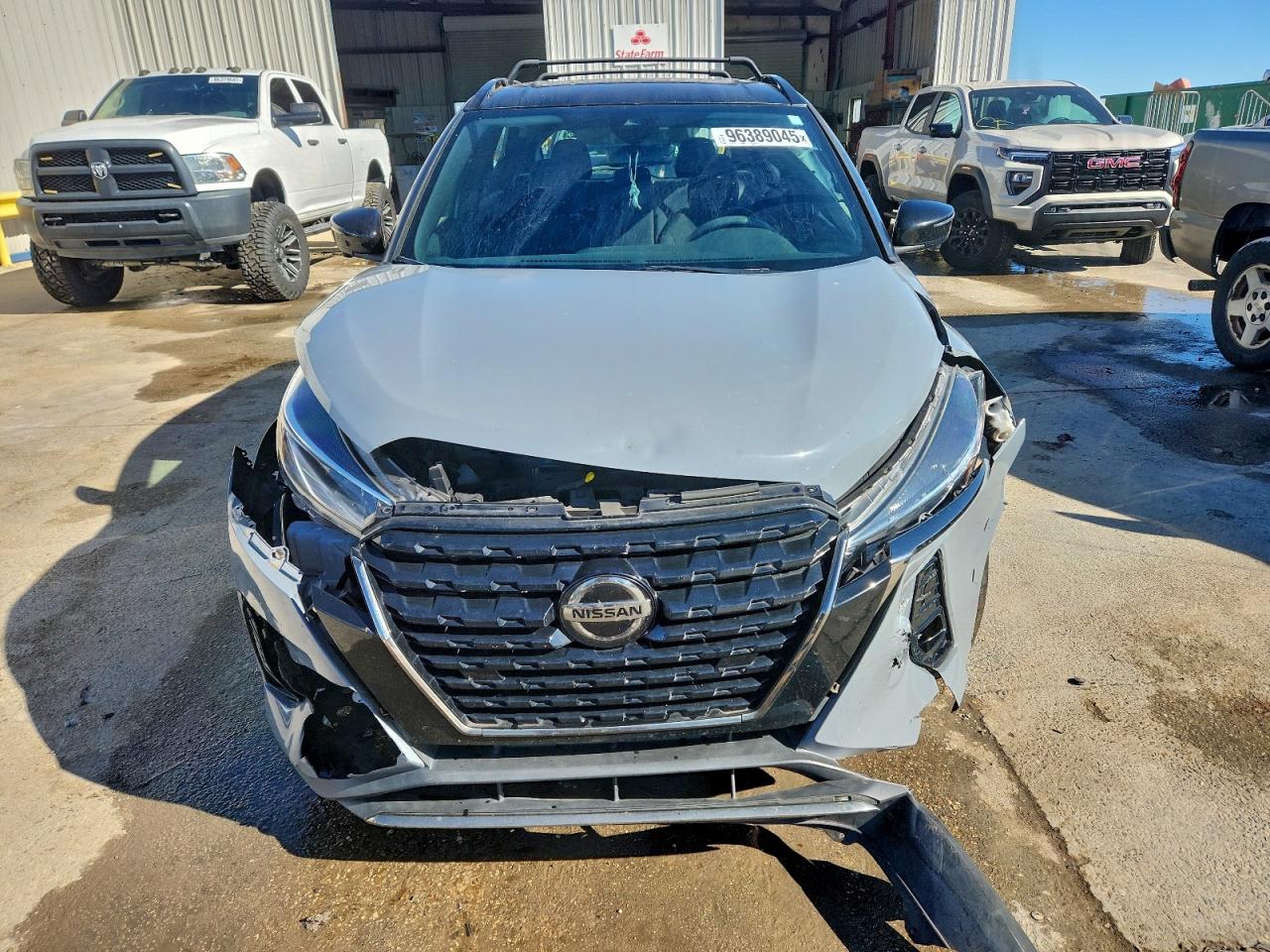 2021 NISSAN KICKS SR photo 5