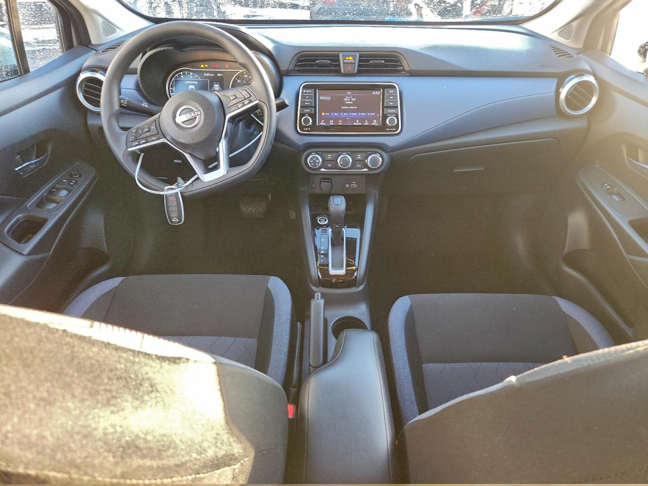 2025 NISSAN VERSA SV photo 8