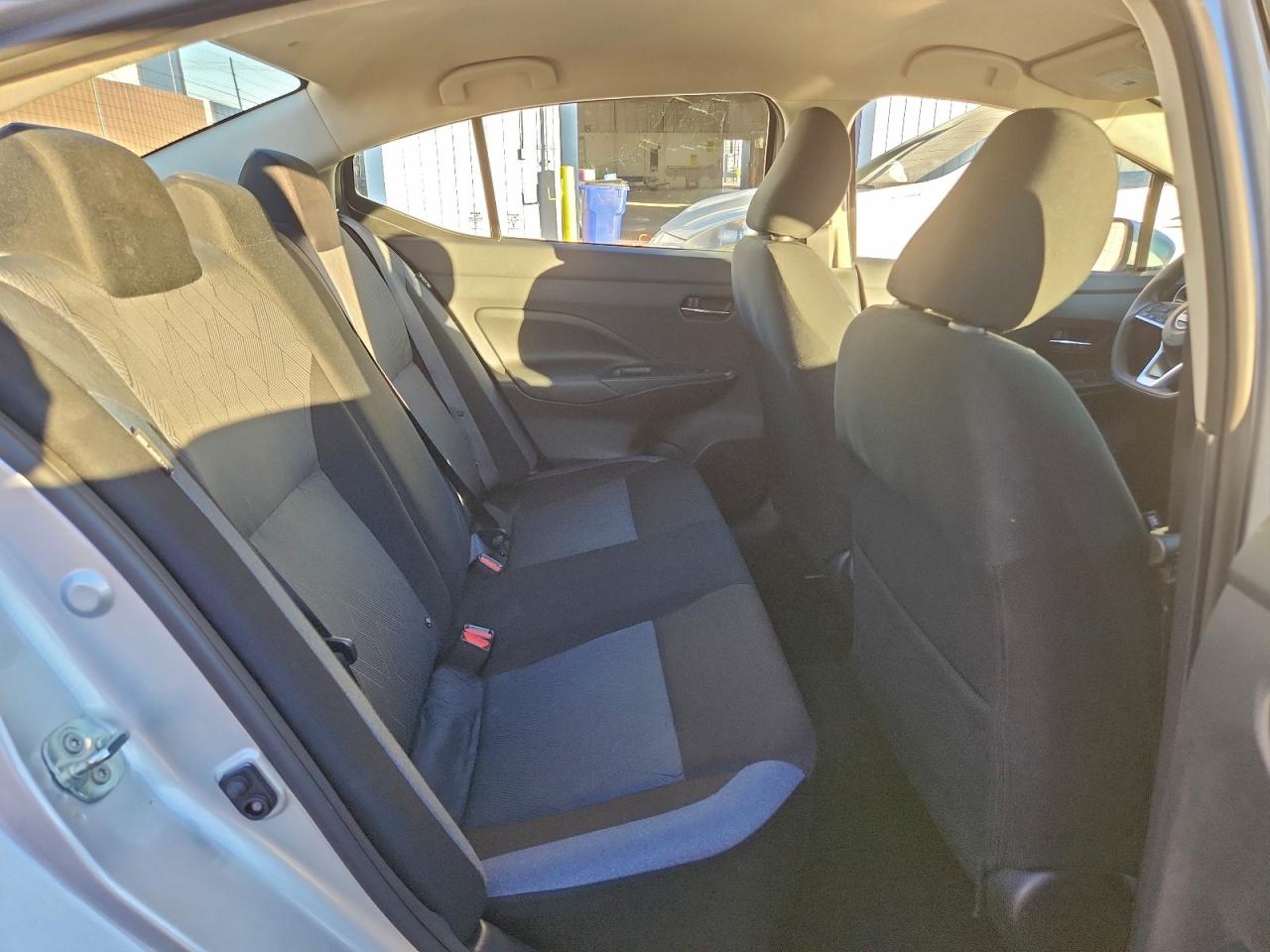 2025 NISSAN VERSA SV photo 10