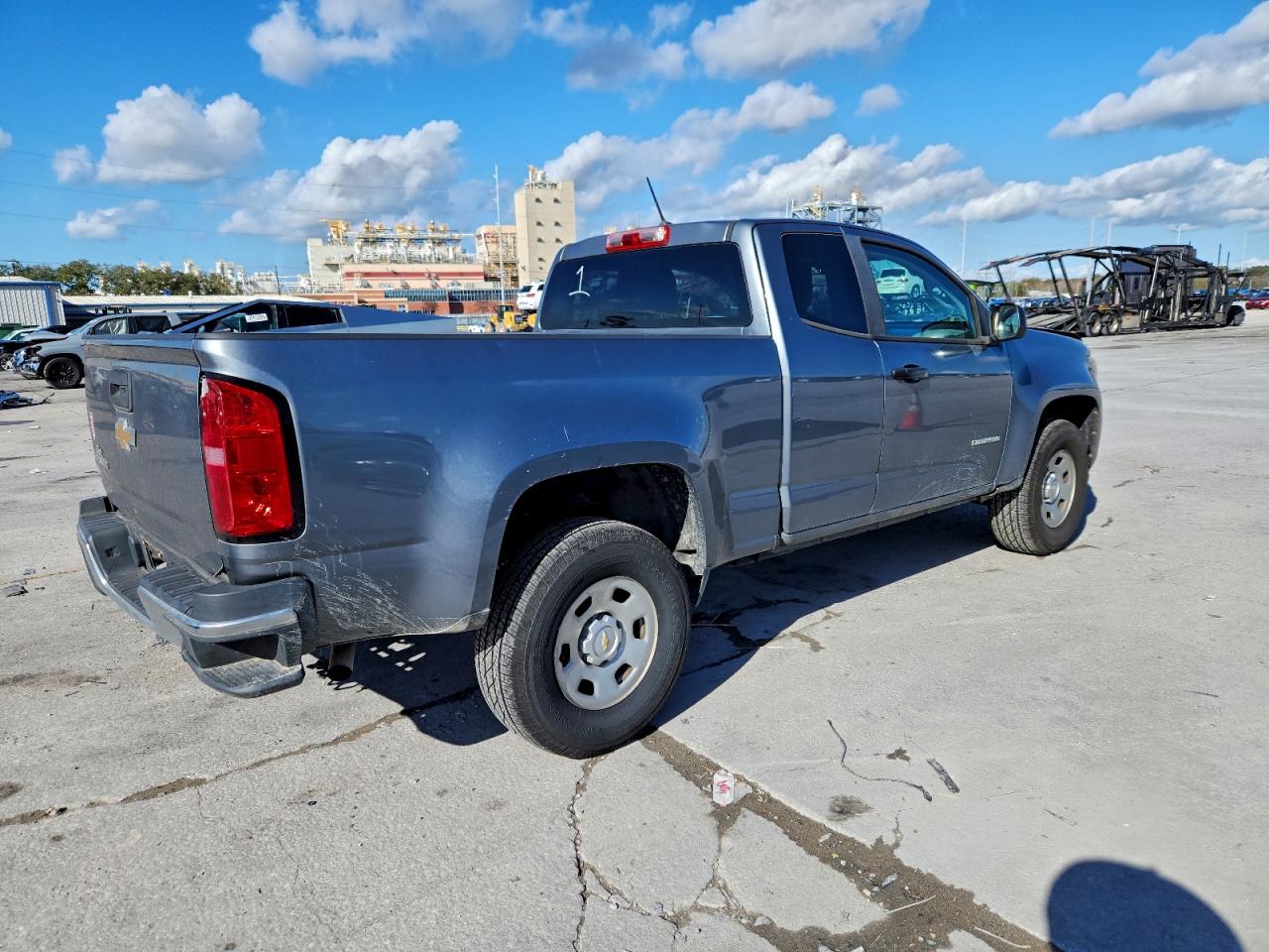 2018 CHEVROLET COLORADO photo 3