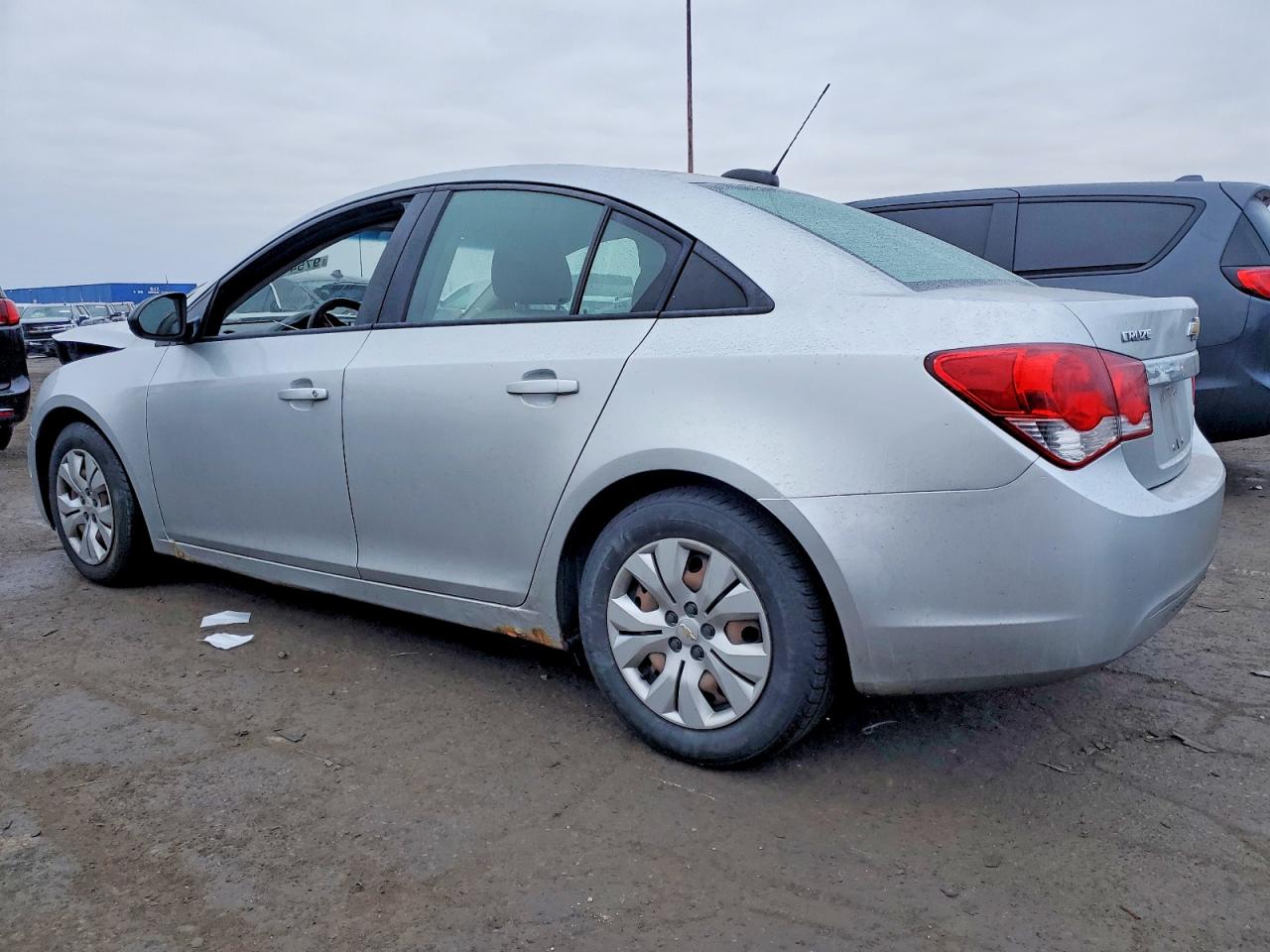 2016 CHEVROLET CRUZE LIMITED LS photo 2