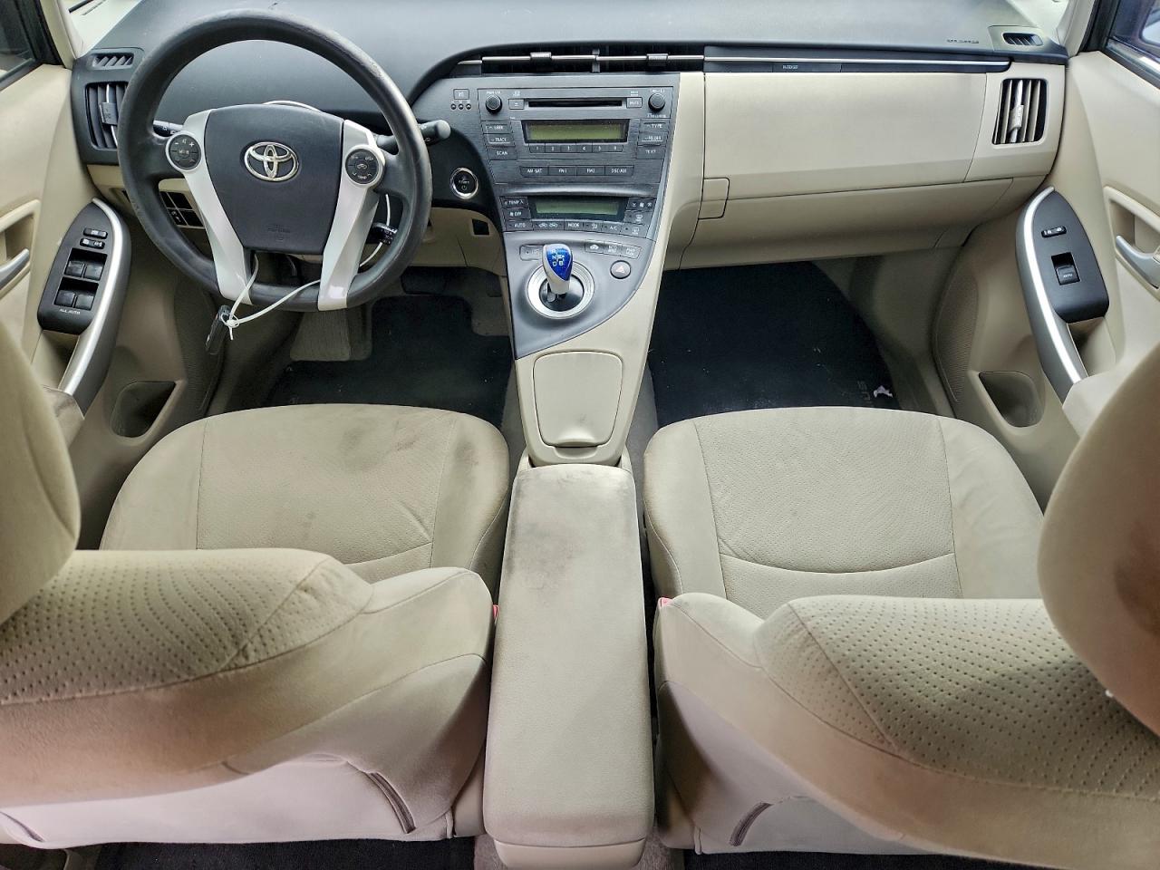2010 TOYOTA PRIUS photo 8