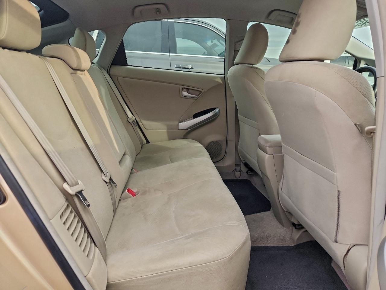 2010 TOYOTA PRIUS photo 10