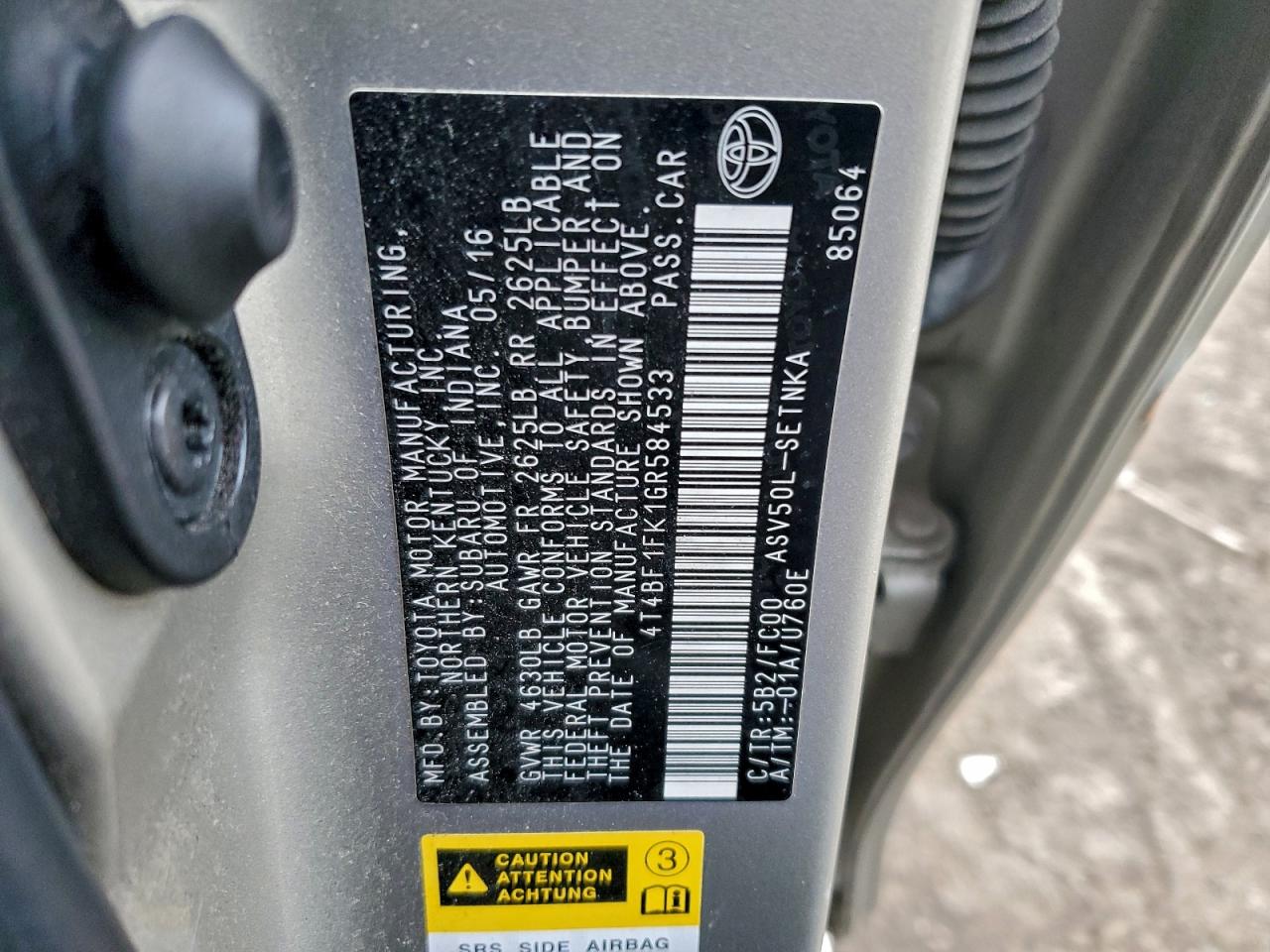 2016 TOYOTA CAMRY LE photo 23