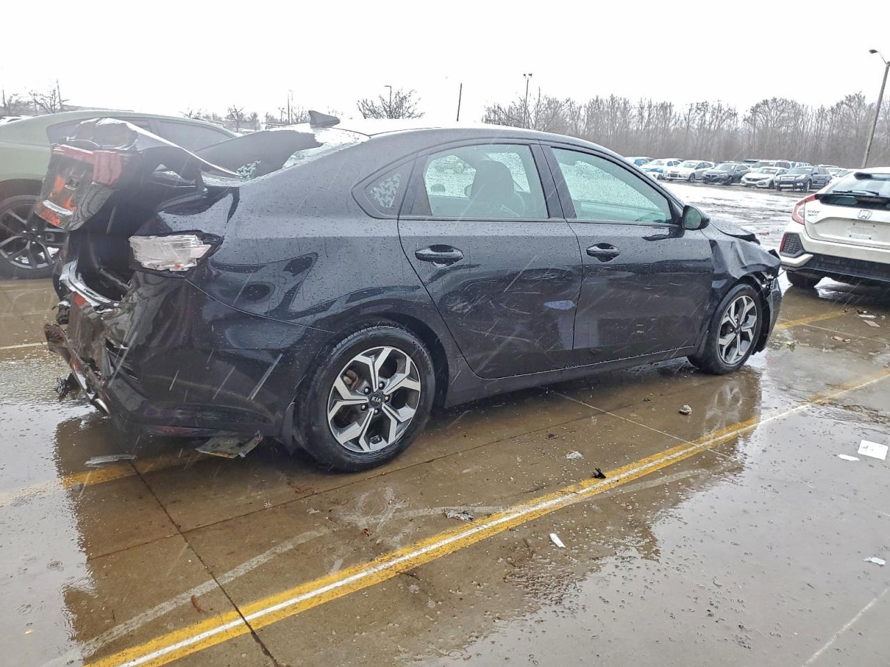 2021 KIA FORTE FE photo 3