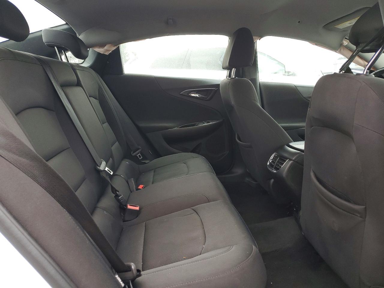 2017 CHEVROLET MALIBU LT photo 28