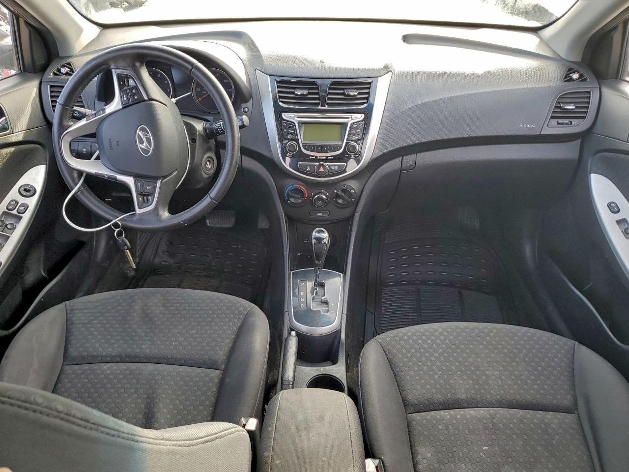 2012 HYUNDAI ACCENT GLS photo 8