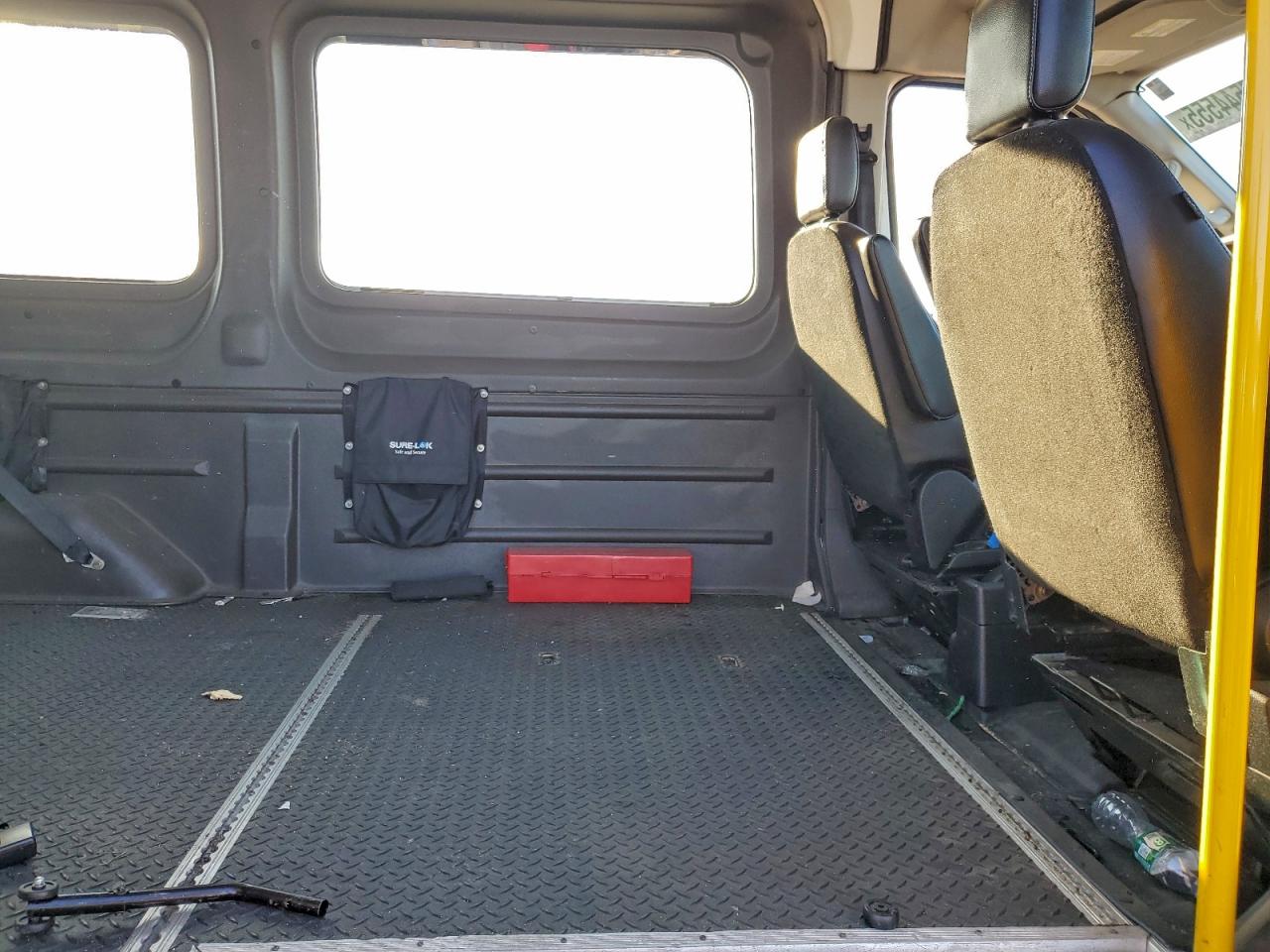 2020 FORD TRANSIT T-150 photo 21