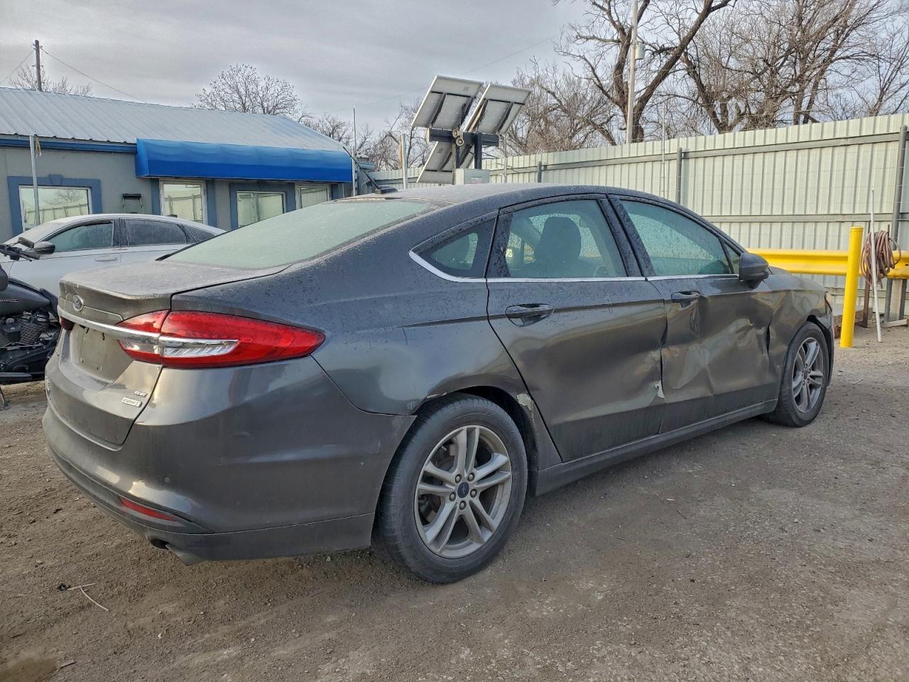 2018 FORD FUSION SE photo 5