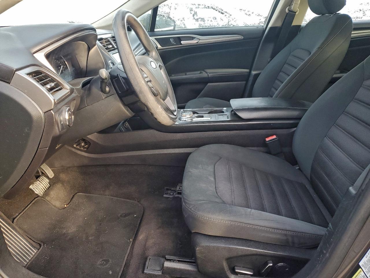 2018 FORD FUSION SE photo 13