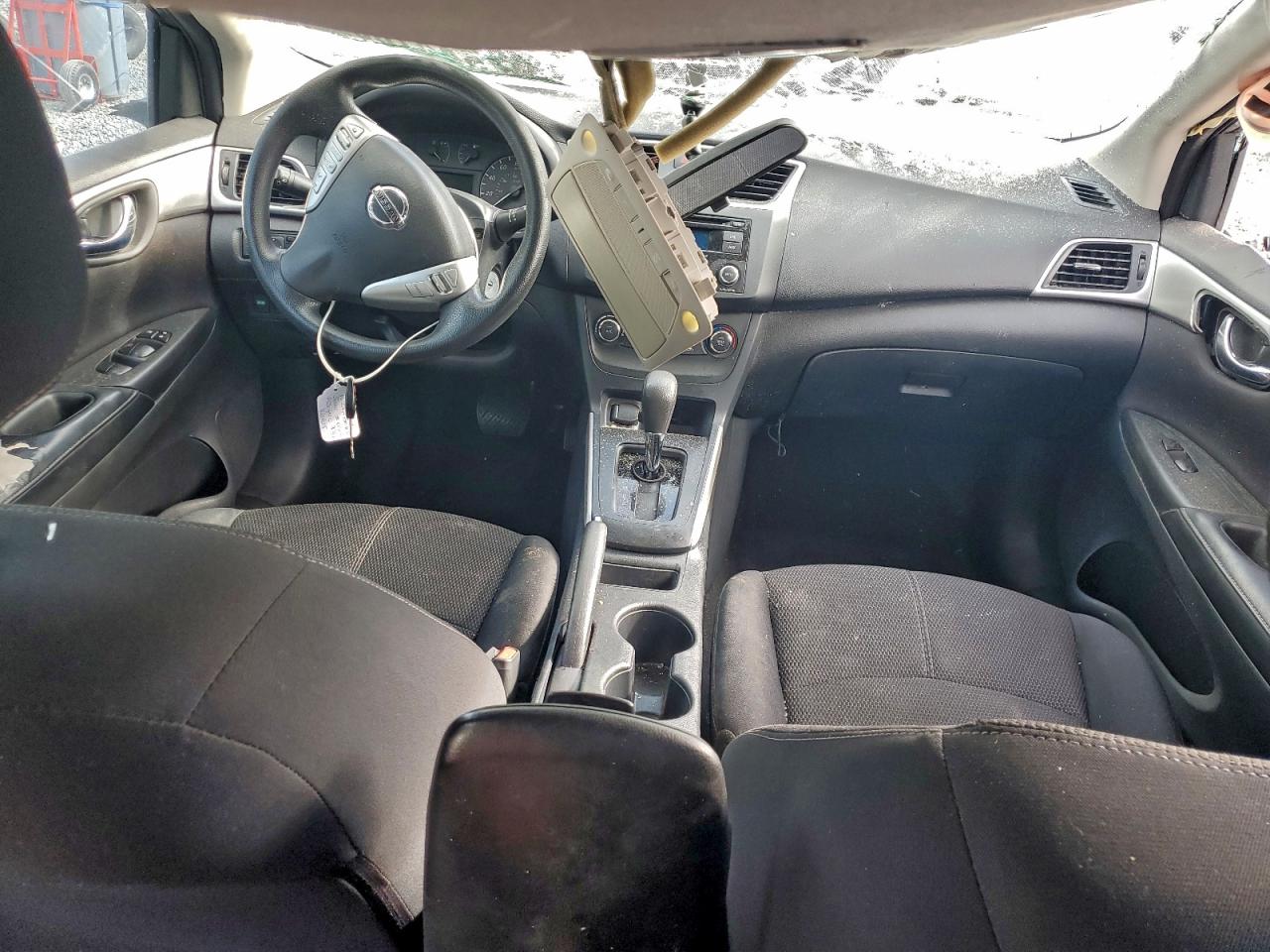 2017 NISSAN SENTRA S photo 8